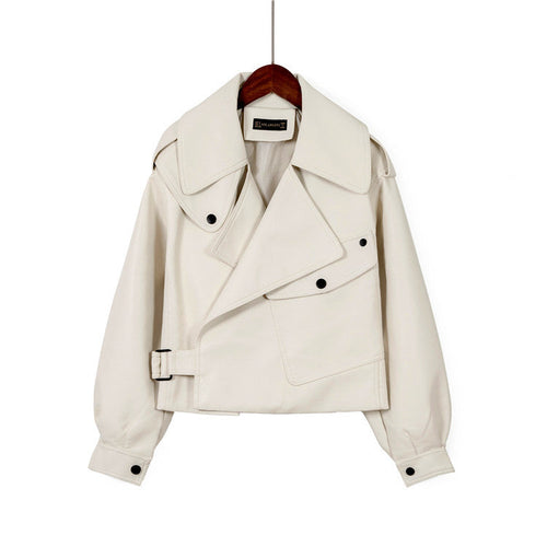 Cazadora cropped efecto piel LOU